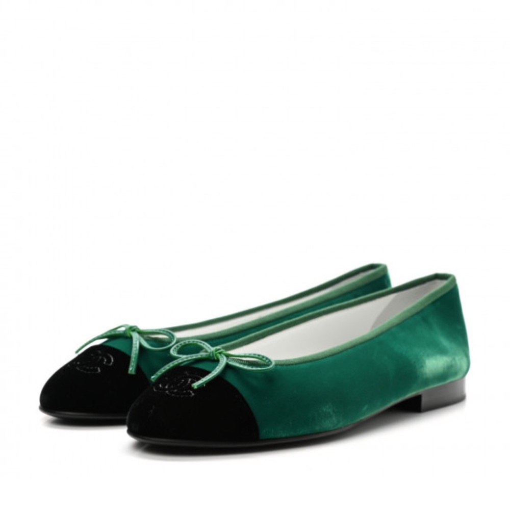 CHANEL Velvet Green & Black Ballerinas Flats - K4859 - Sz 38